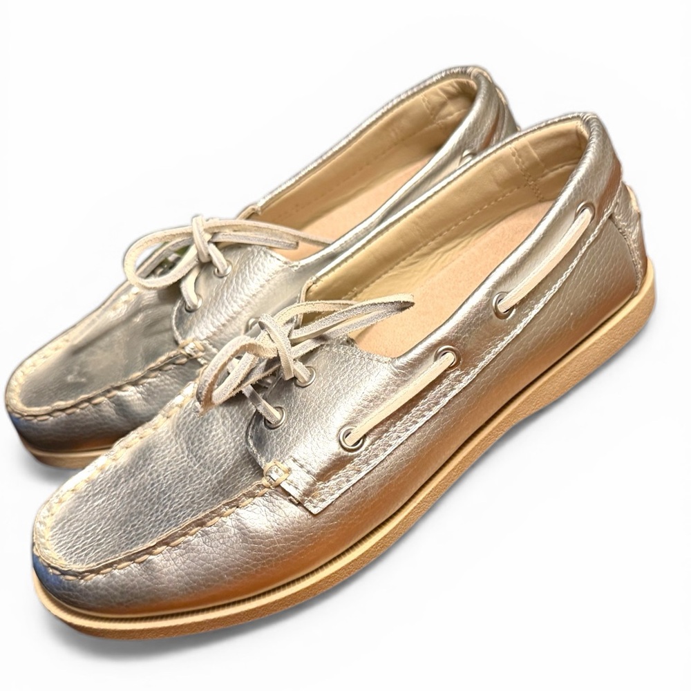 Craft&Barrow Silver Boat Shoes Sz. 8.5